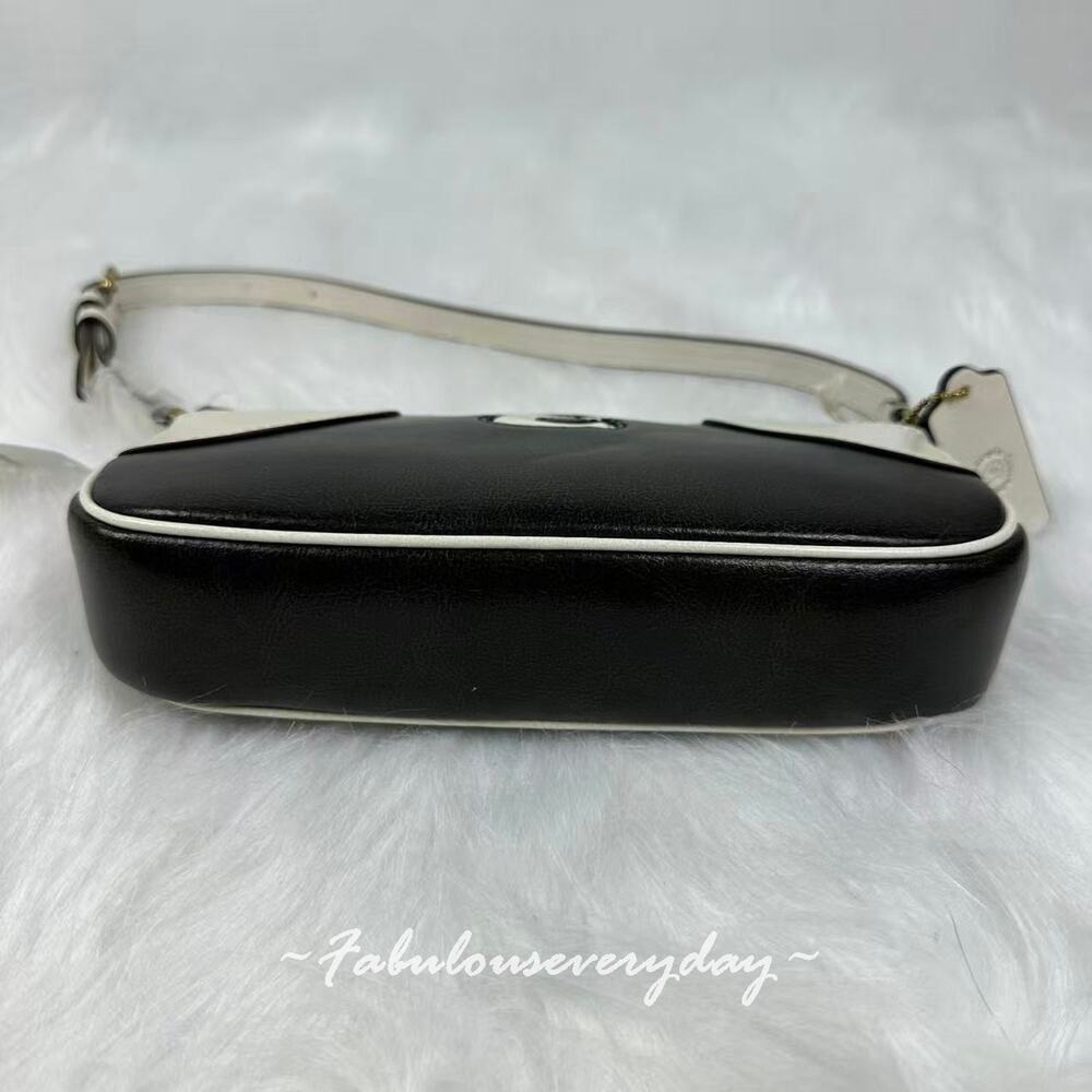 Coach Coachtopia Bowling Small Shoulder Bag Upcrafted Leather/Black White CFB01 - Picture 6 of 8